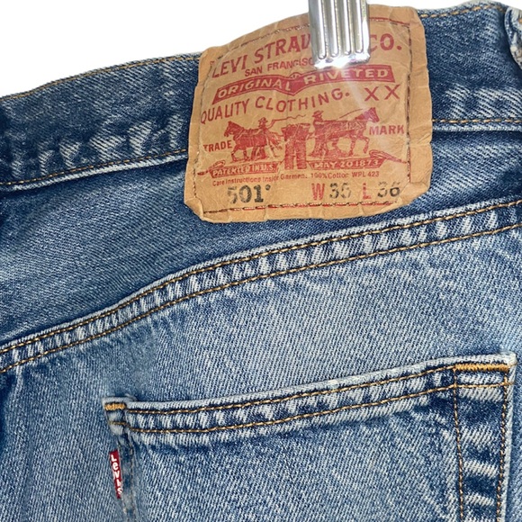 Vintage 501 Levi’s Medium Wash Straight Leg Jeans - Picture 7 of 13